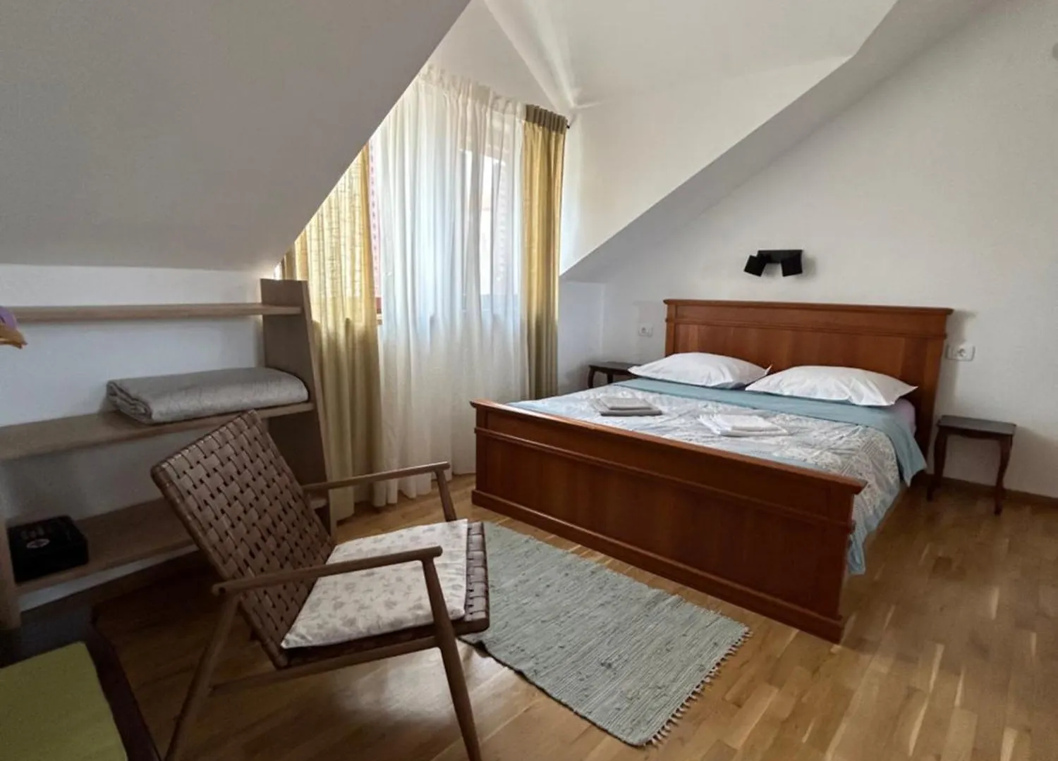 Guesthouse Fjaka Split 3*,